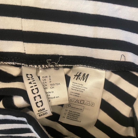 black and white skirt - Picture 2 of 4